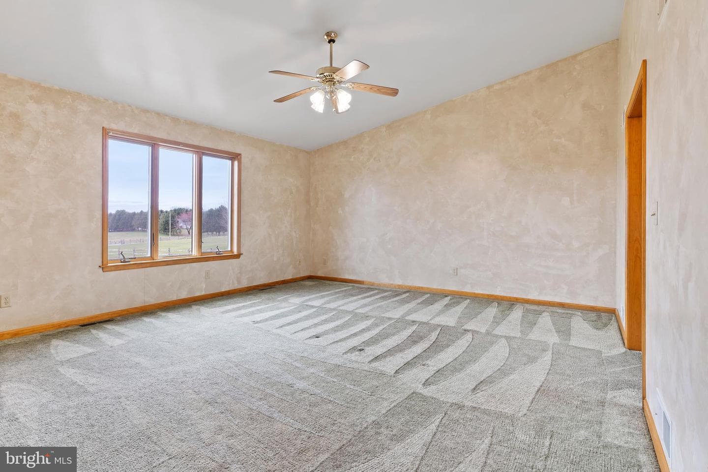 67 N North Mountain Road photo 9