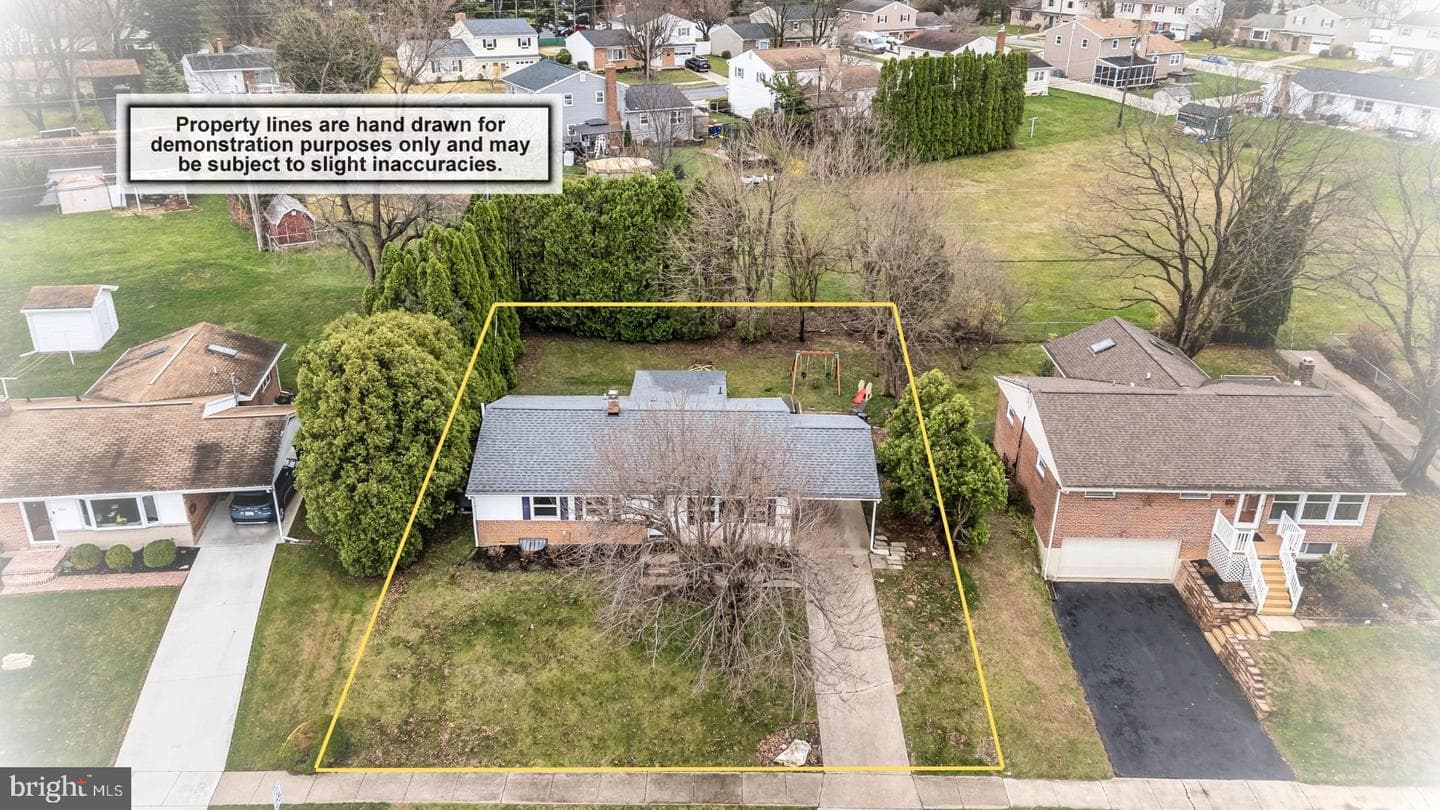 5224 Oxford Drive photo 4