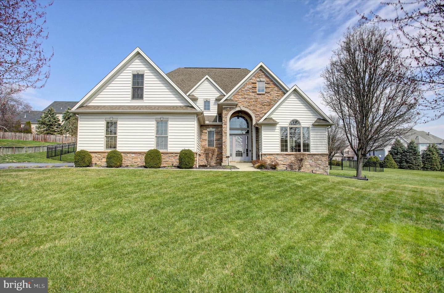 10 Bayberry Road