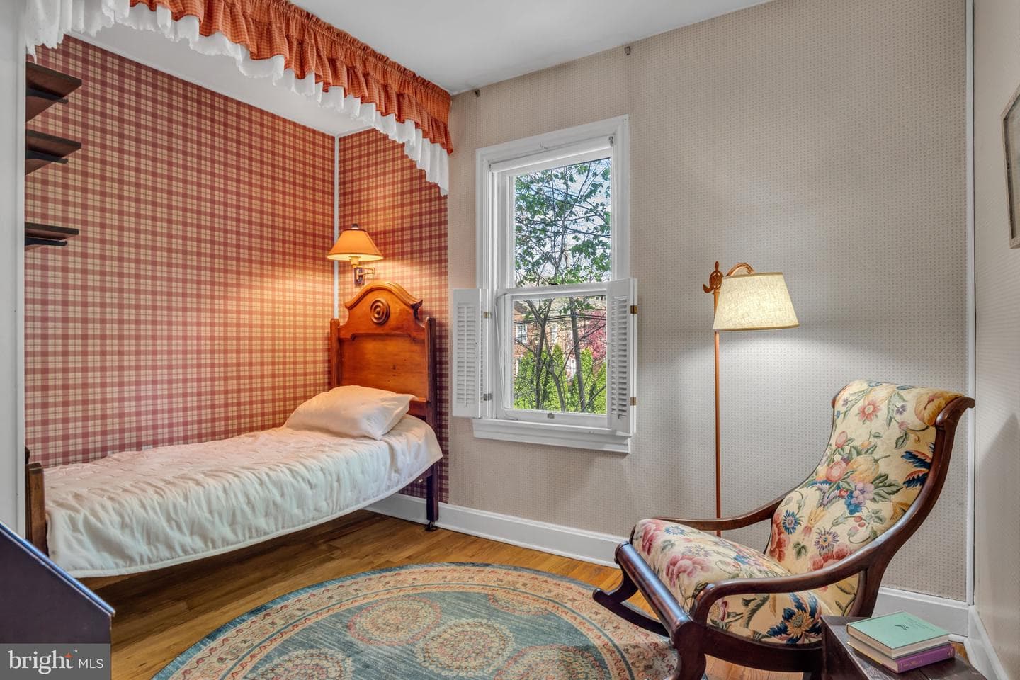 416 Walnut Street photo 24
