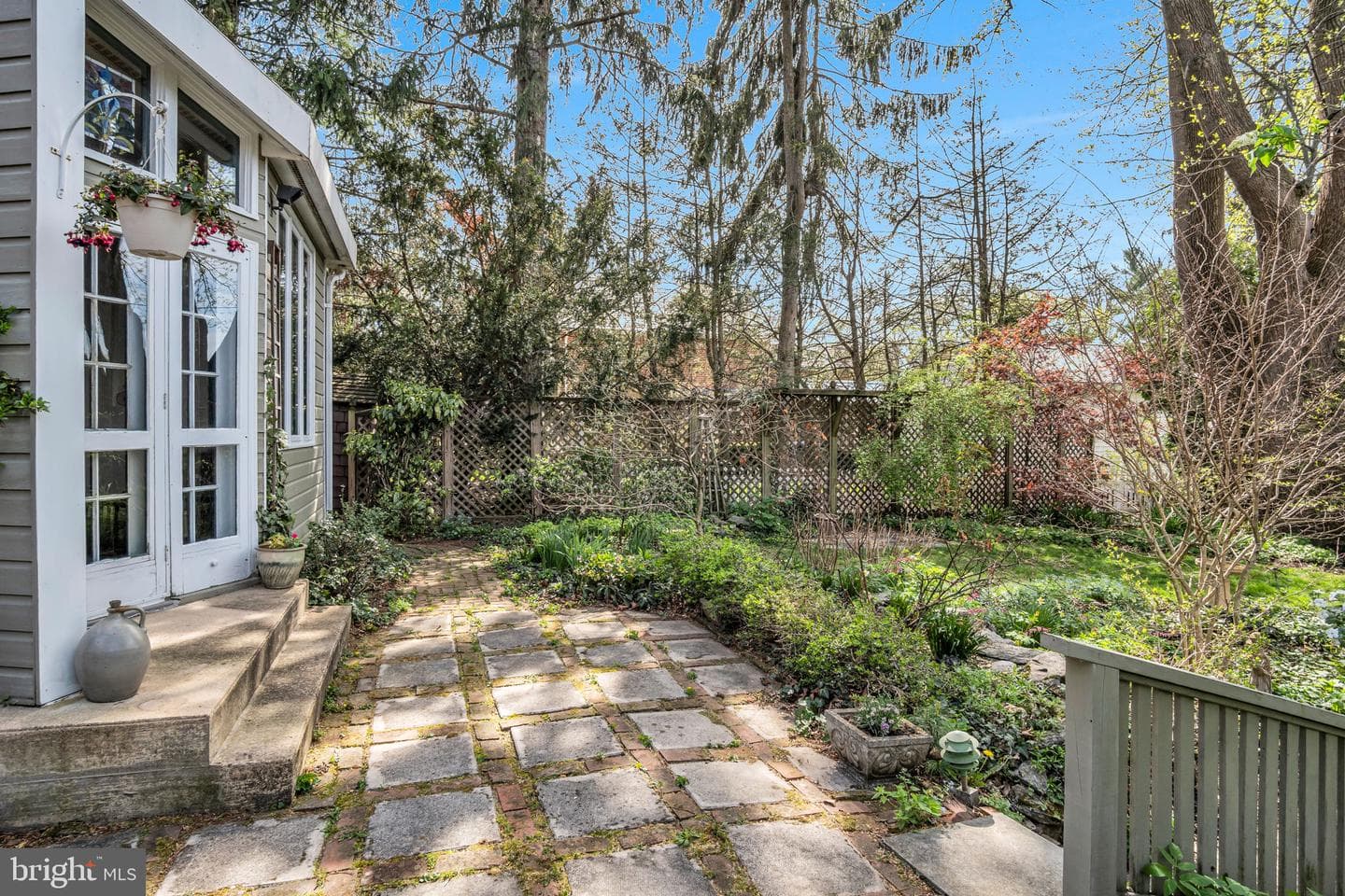 416 Walnut Street photo 29