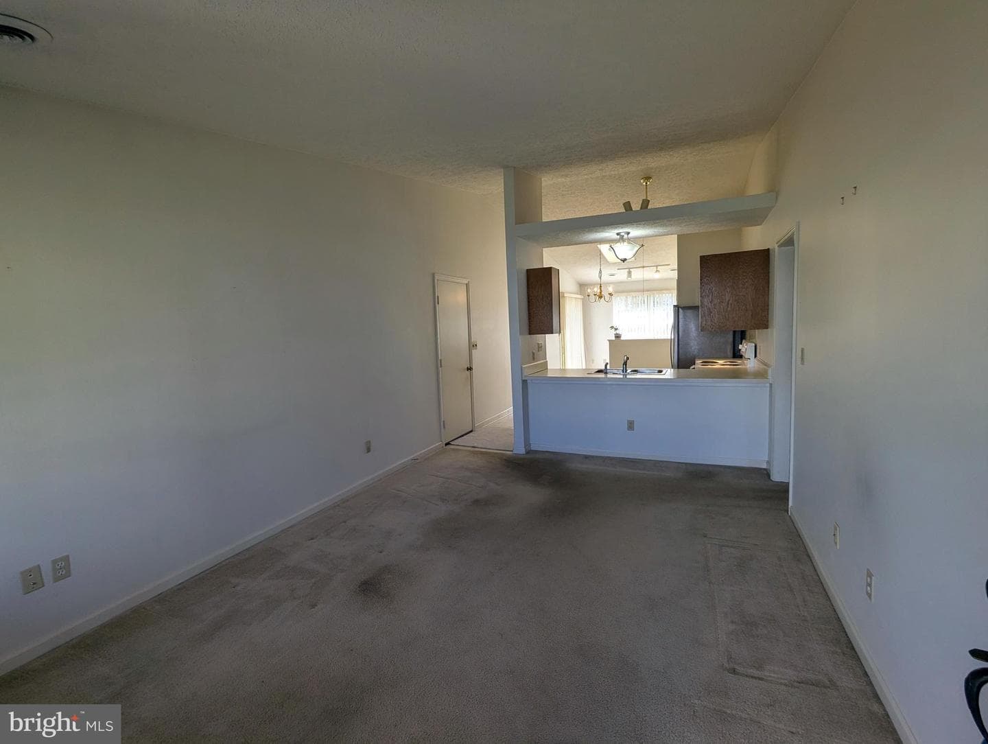 14 Greenspring Drive photo 11