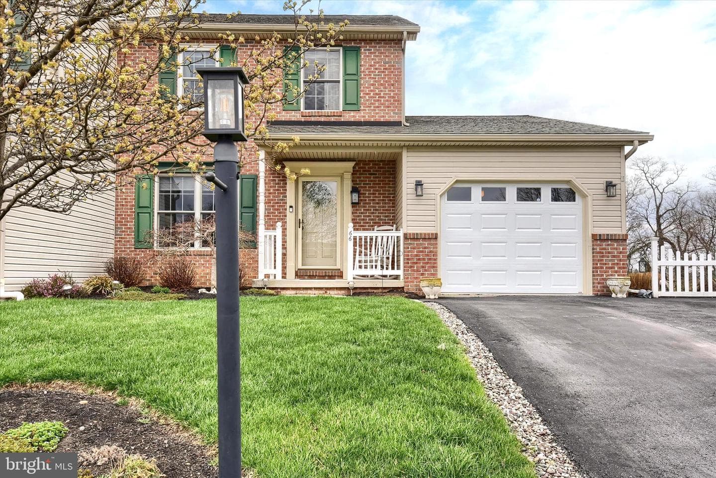 66 Nottingham Drive photo 2