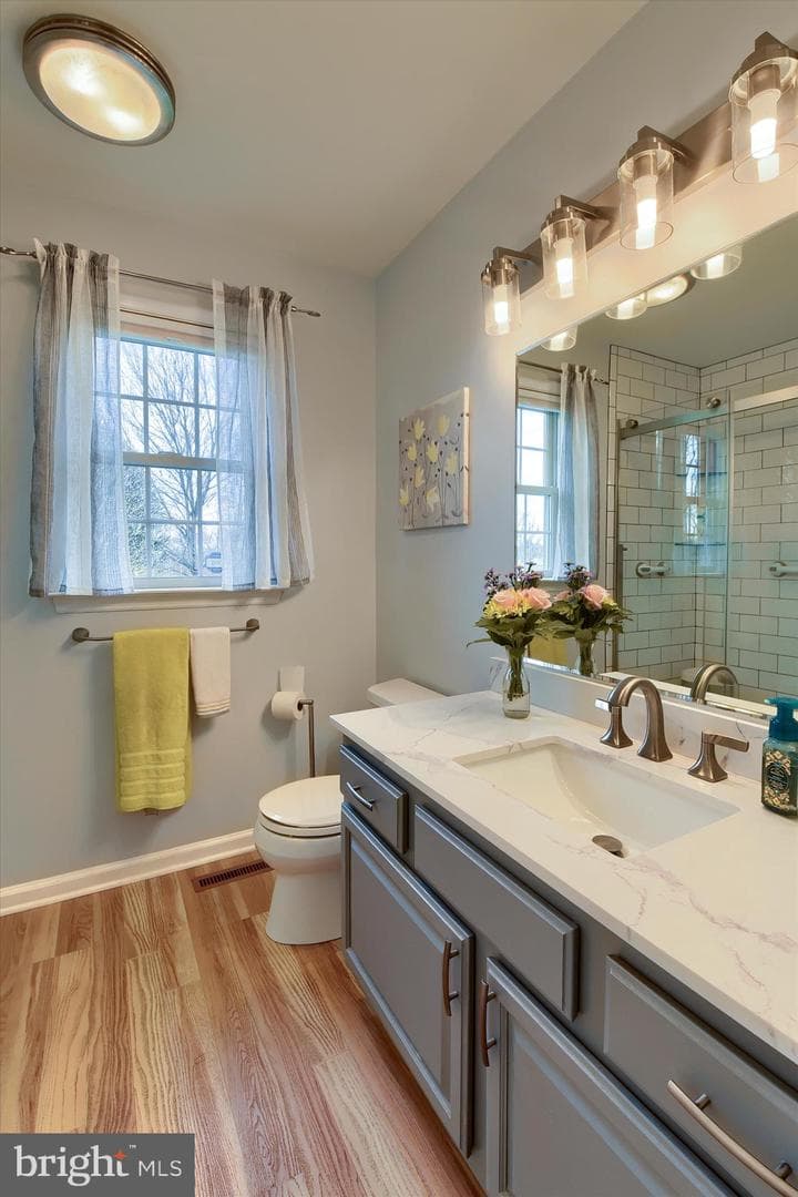 66 Nottingham Drive photo 22