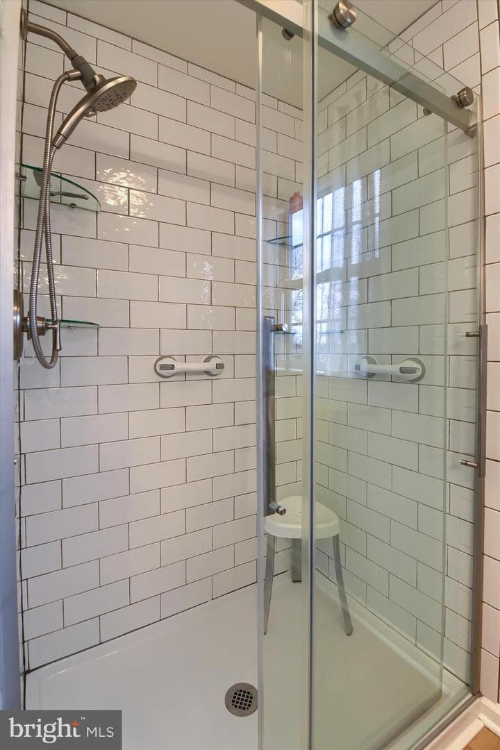 66 Nottingham Drive photo 24