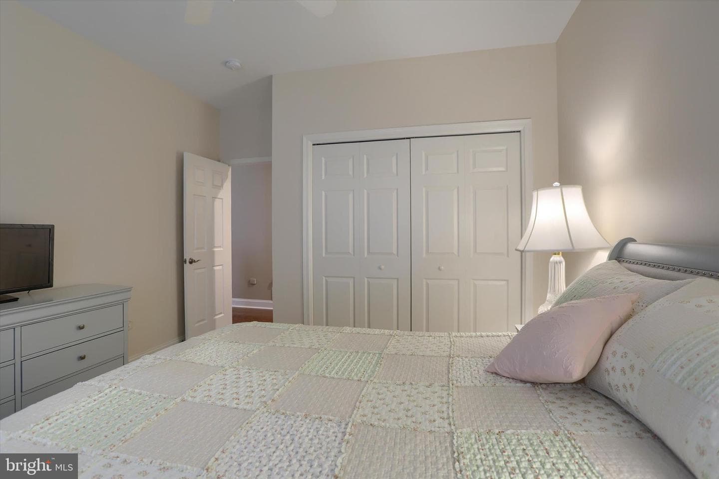5405 Rivendale Boulevard photo 25