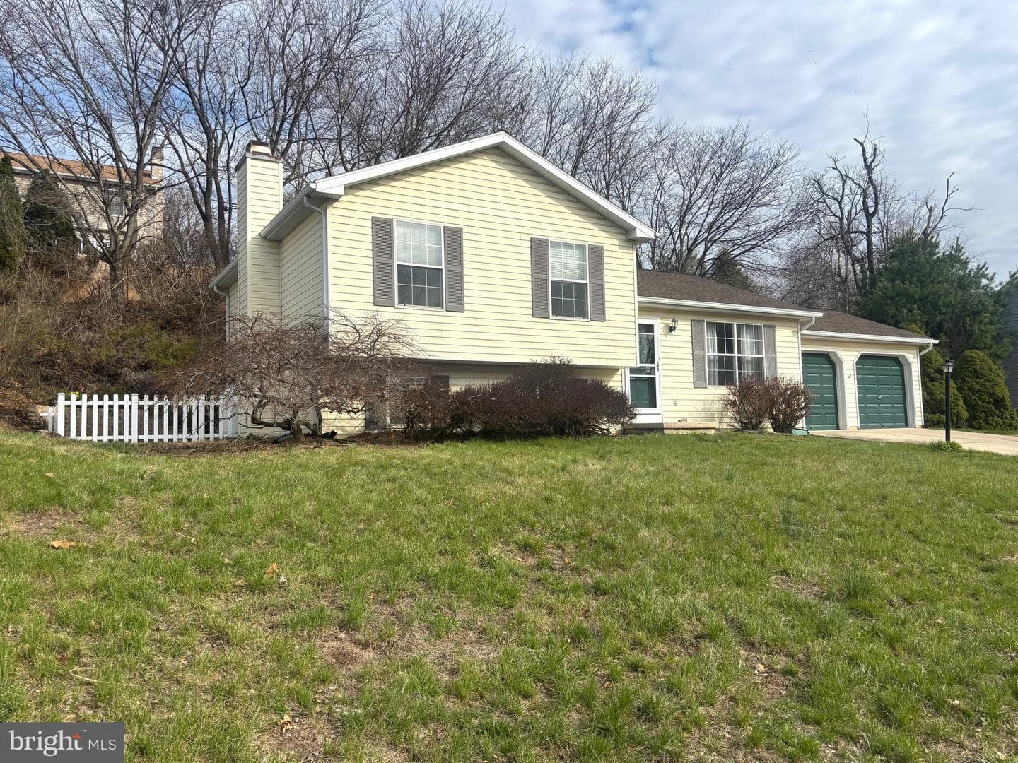 6104 Locust Lane