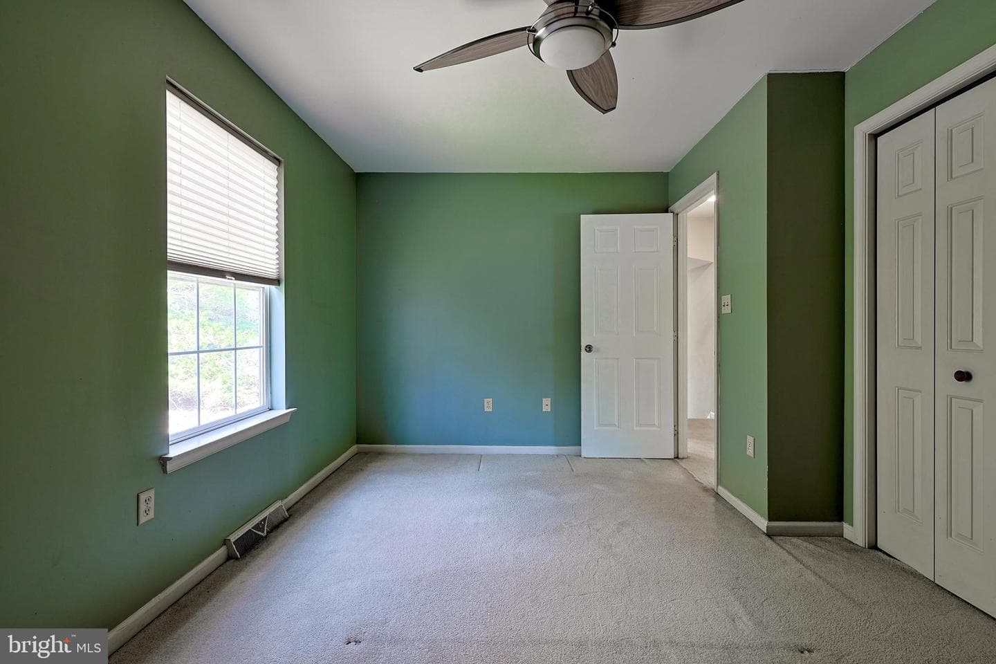 6104 Locust Lane photo 11