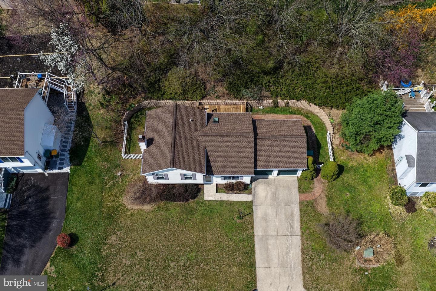 6104 Locust Lane photo 27