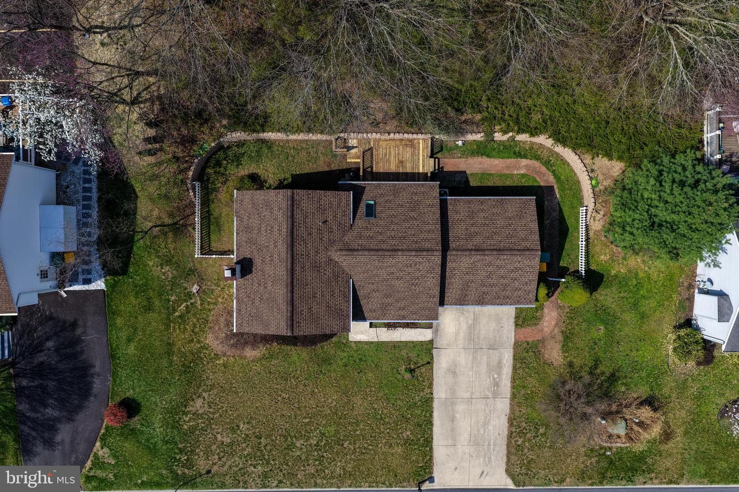 6104 Locust Lane photo 33