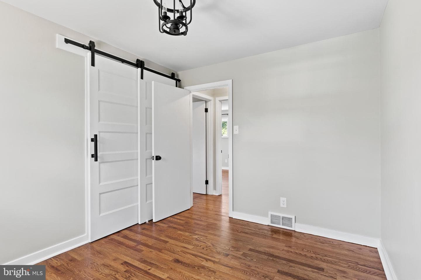 3407 Logan Street photo 26