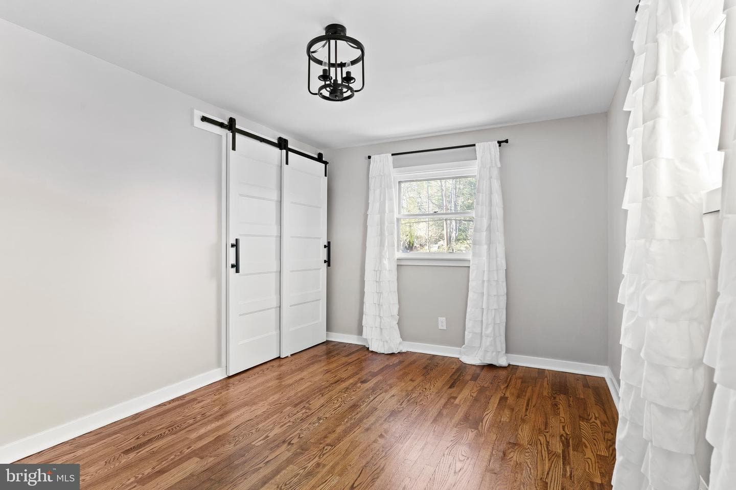 3407 Logan Street photo 28