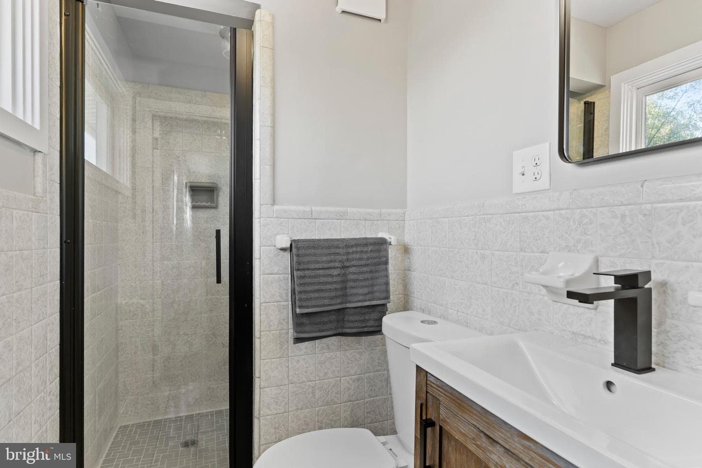 3407 Logan Street photo 29