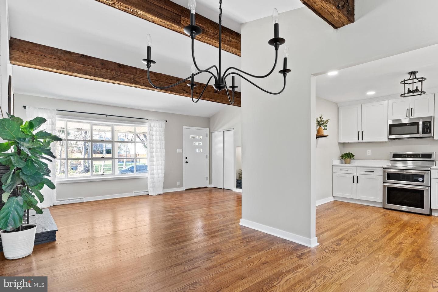3407 Logan Street photo 5