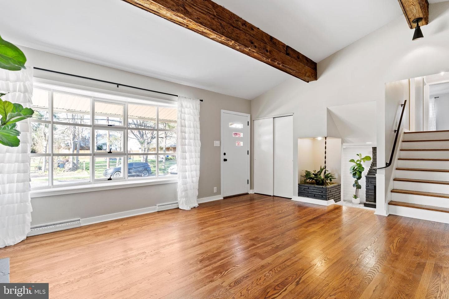 3407 Logan Street photo 8