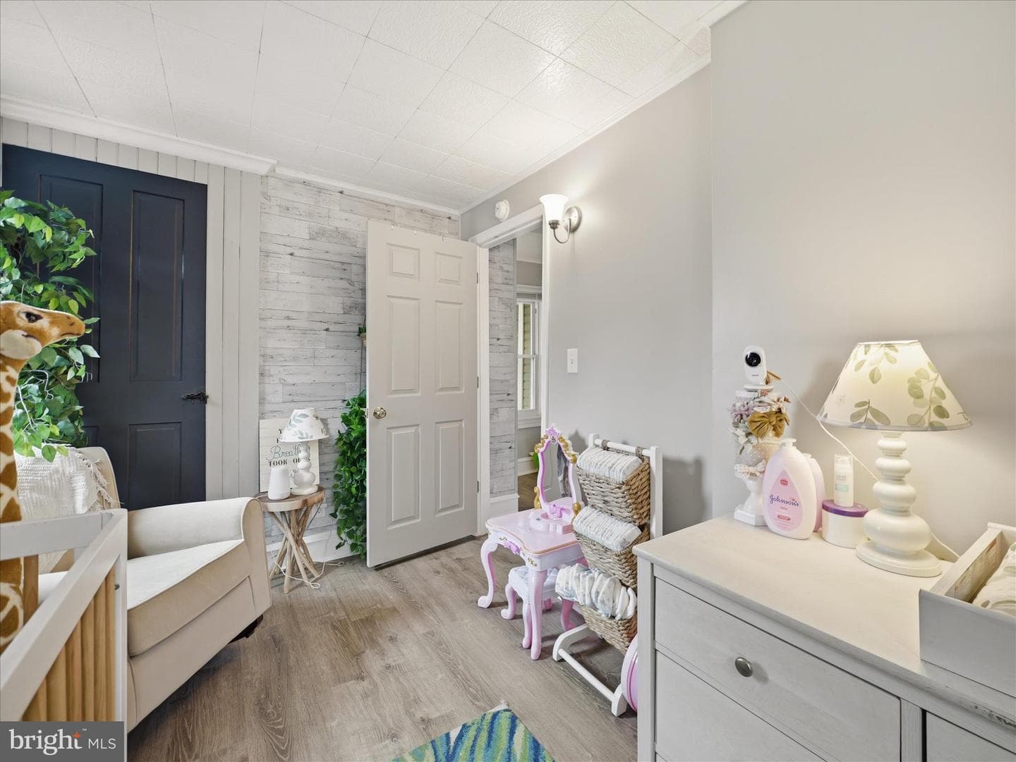 18 Richard Avenue photo 28