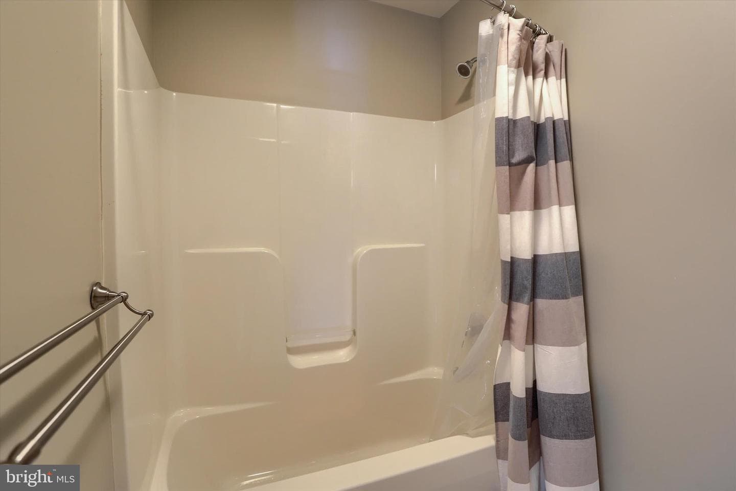 1720 Sawyer Lane photo 43