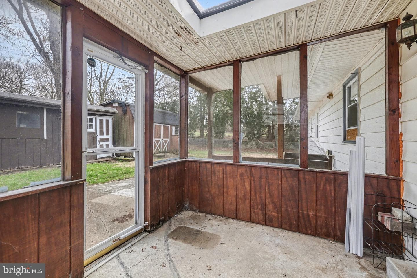 3111 Spring Road photo 12
