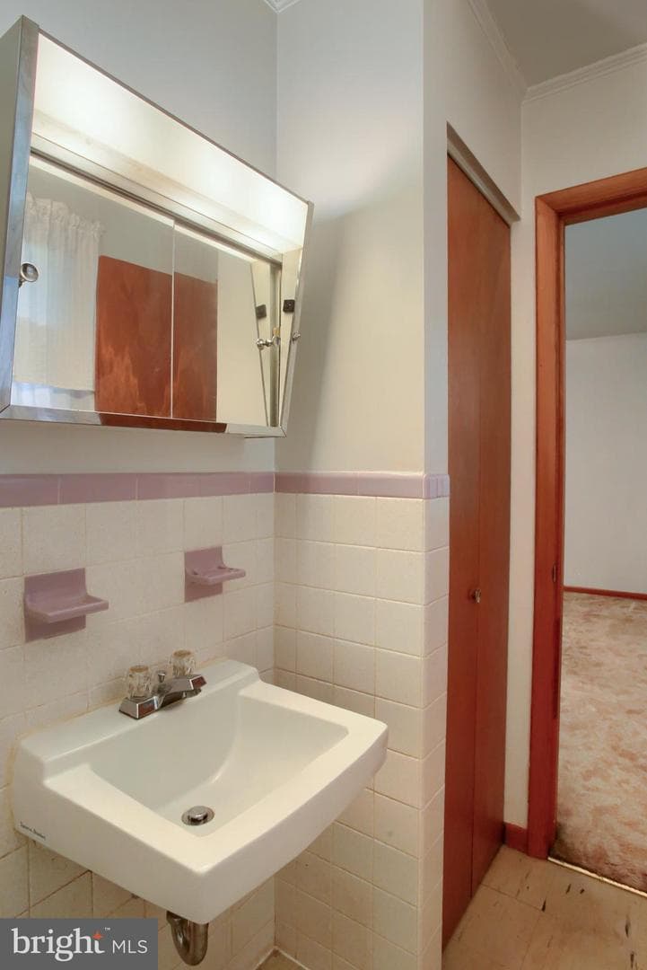 610 Grandview Avenue photo 9