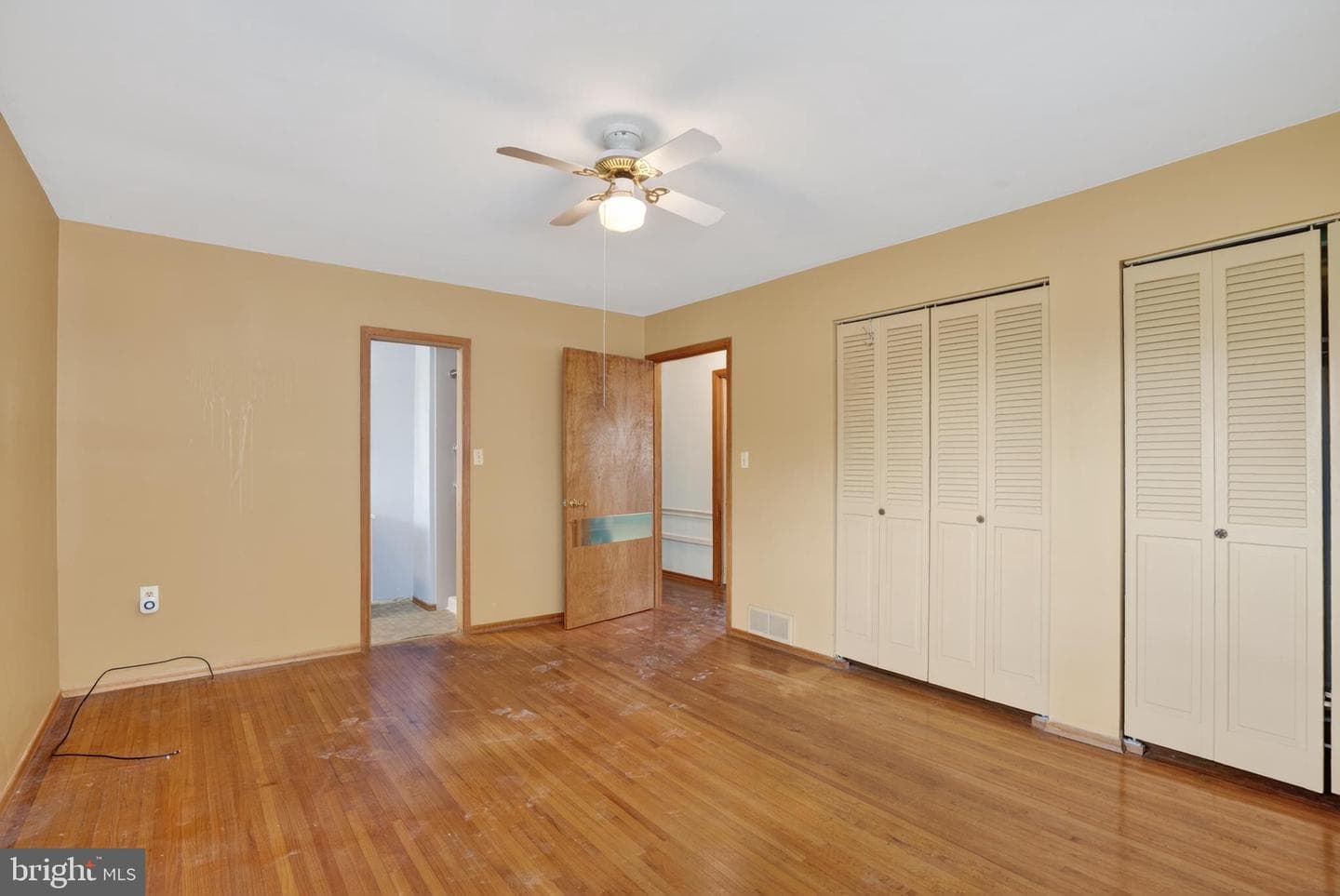 913 Gobin Street photo 24