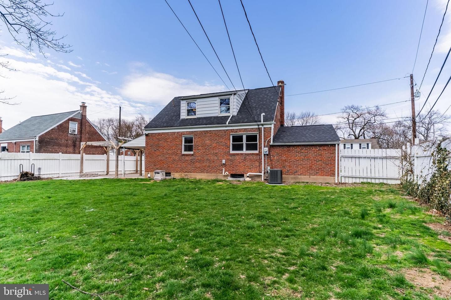 1919 Princeton Avenue photo 22