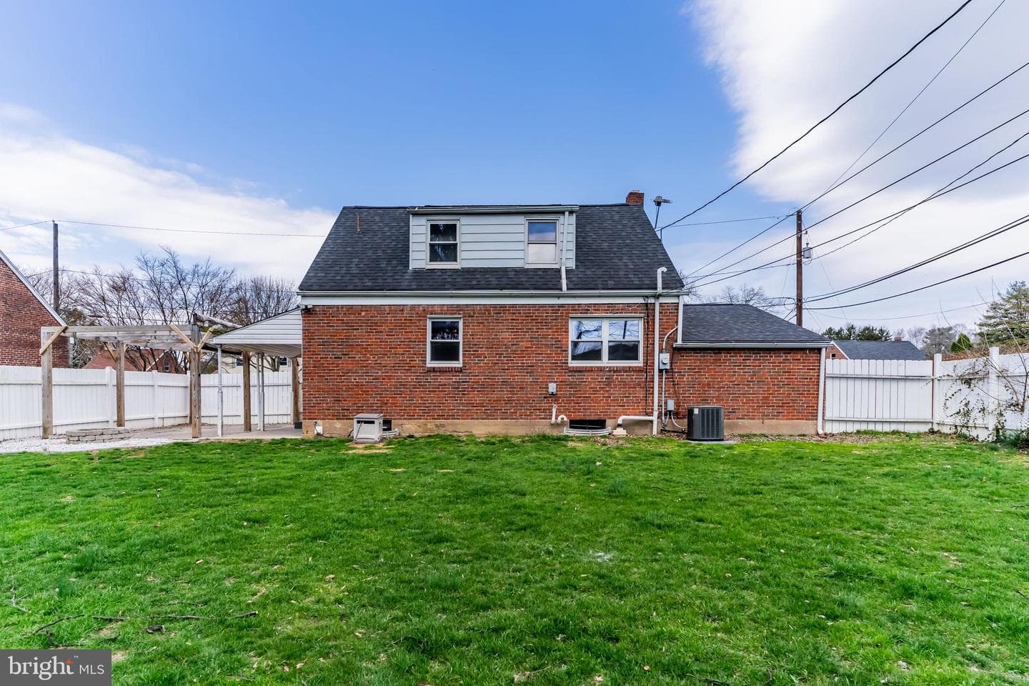 1919 Princeton Avenue photo 23