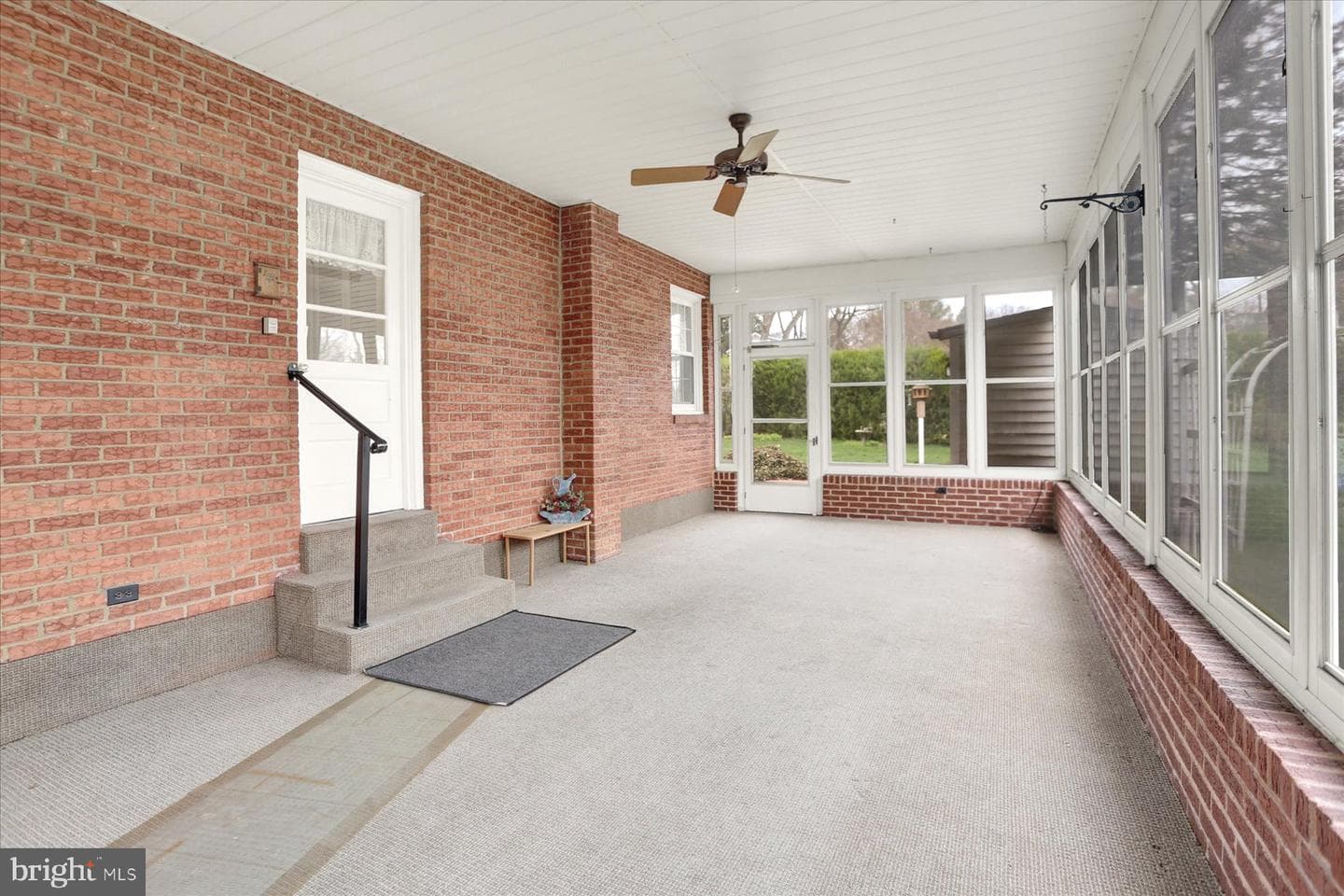 323 Evergreen Street photo 11