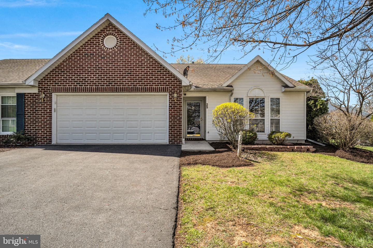 25 Greenfield Drive