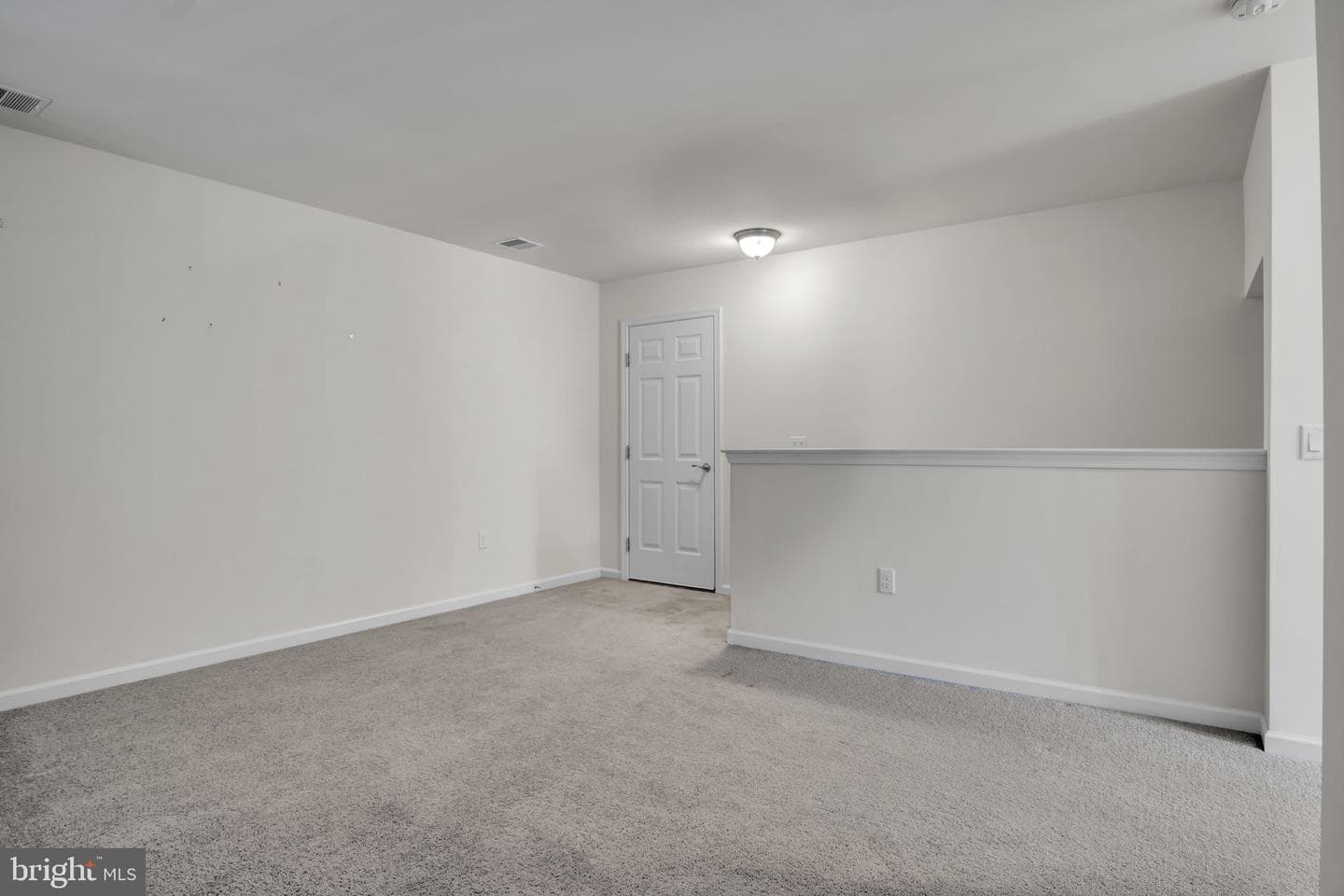 307 Valor Drive photo 27