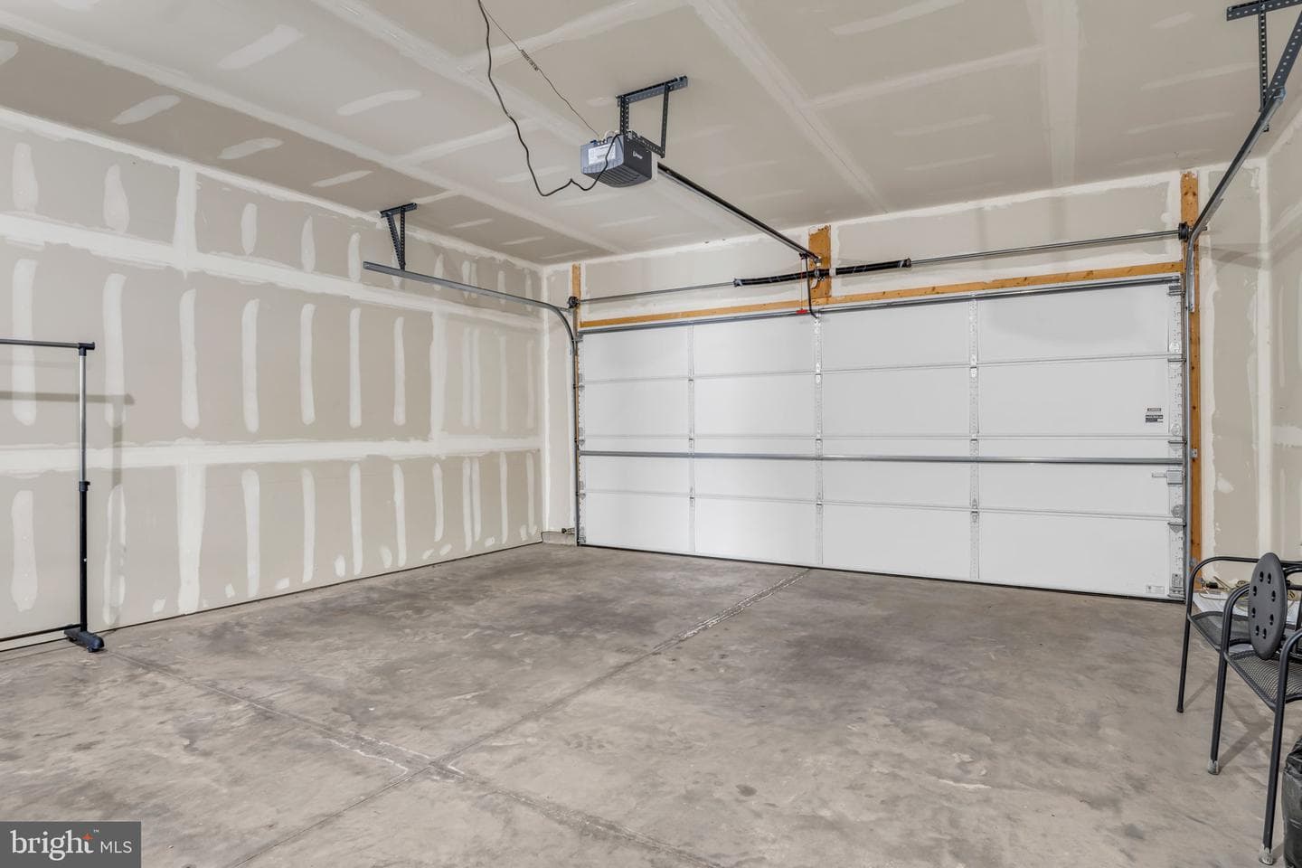 307 Valor Drive photo 33