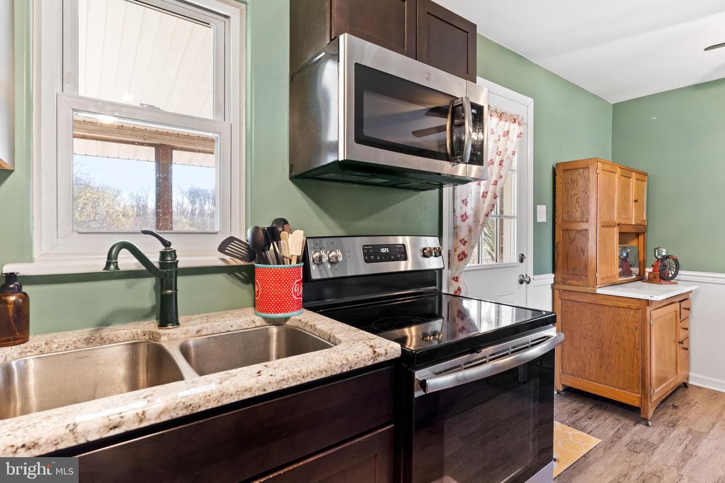 2691 Spring Road photo 17