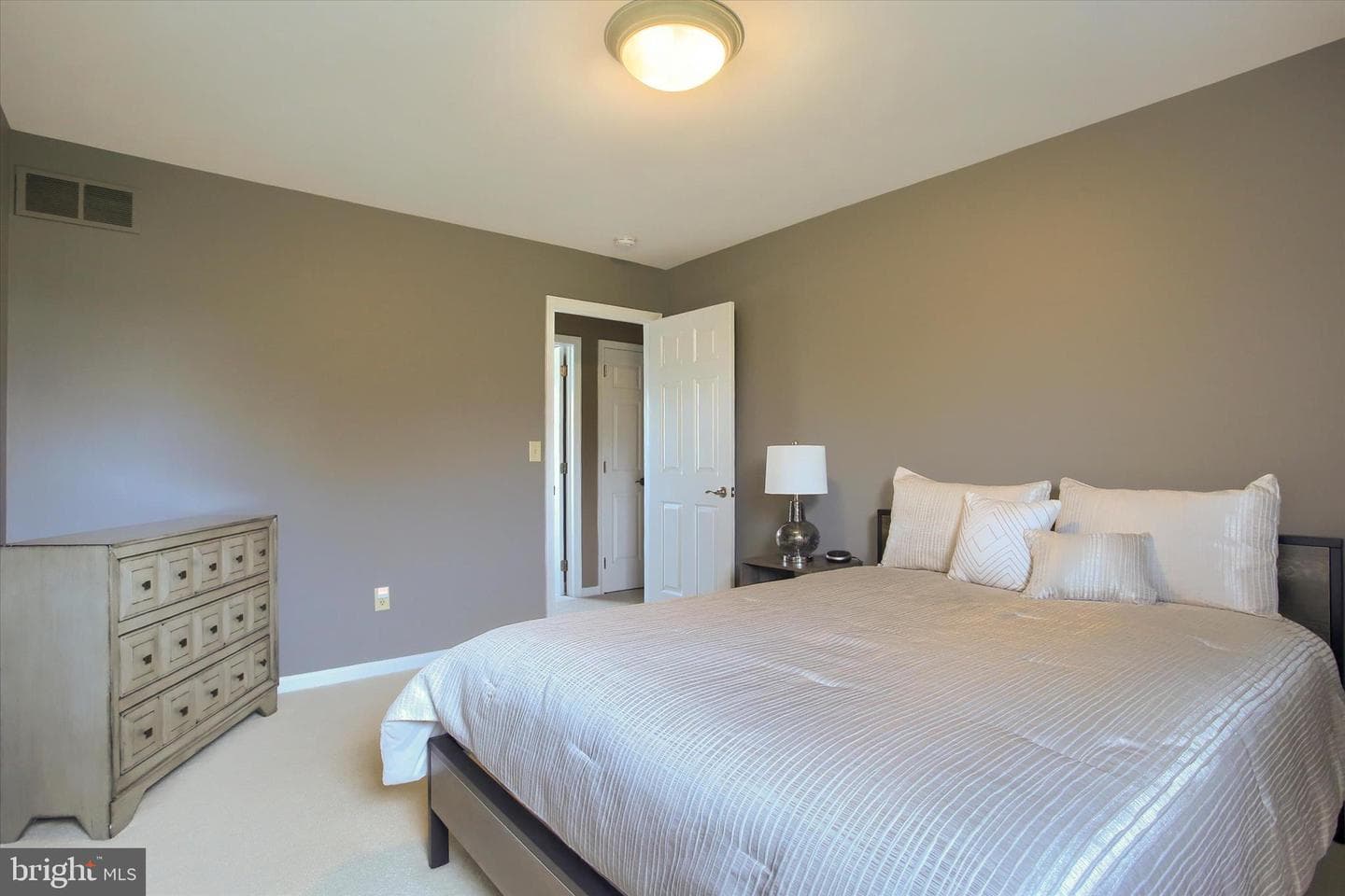 5425 Barbara Drive photo 30