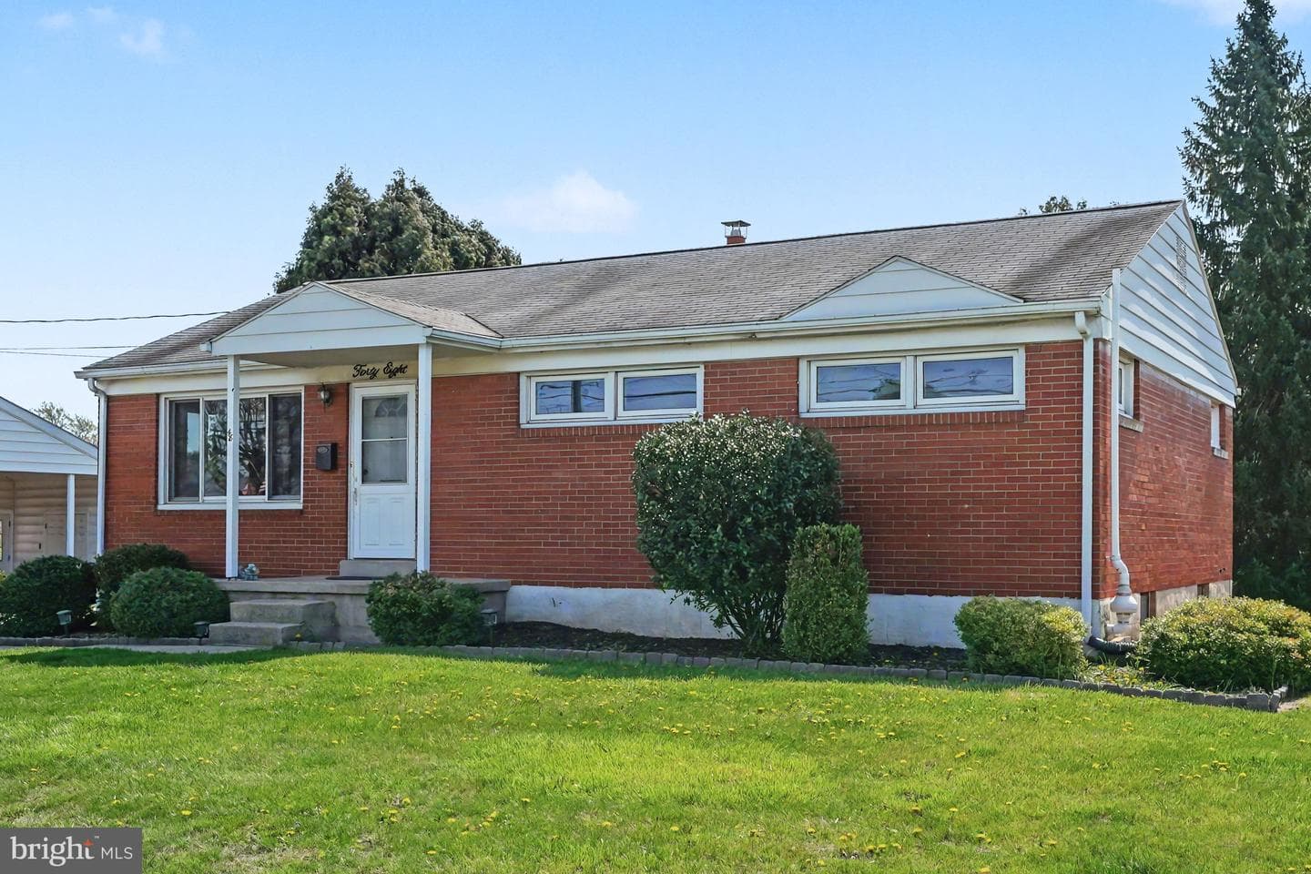 48 Kensington Drive
