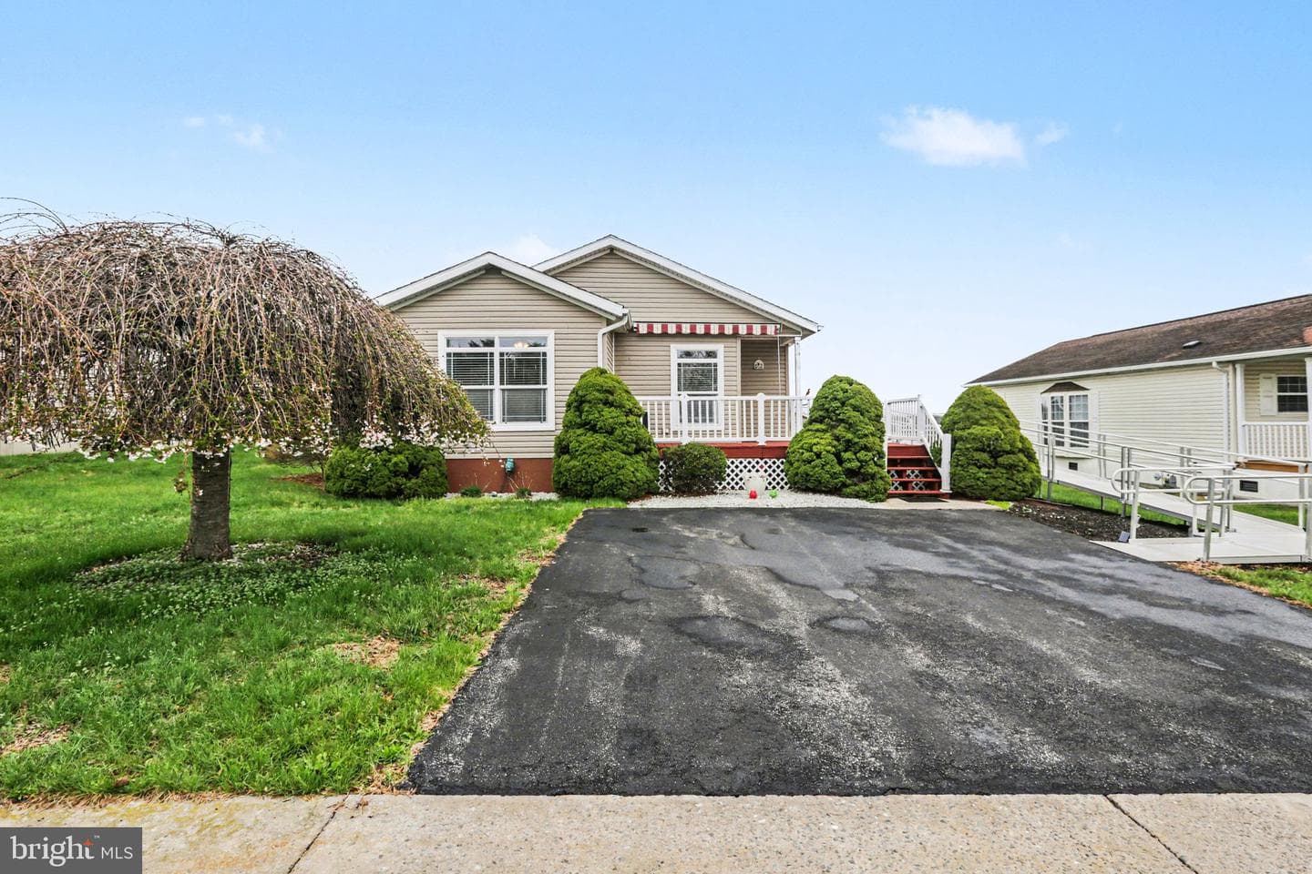 121 Oriole Drive
