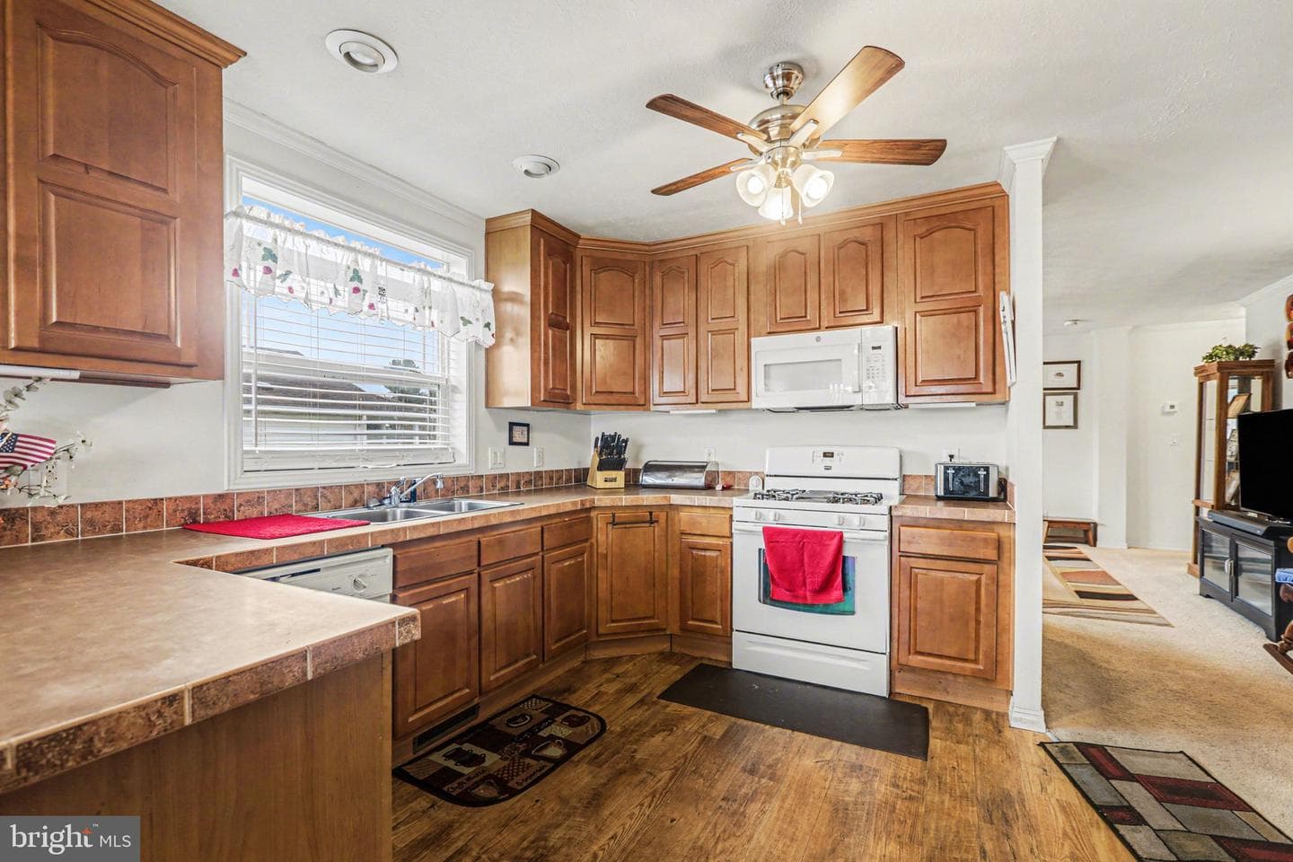 121 Oriole Drive photo 13