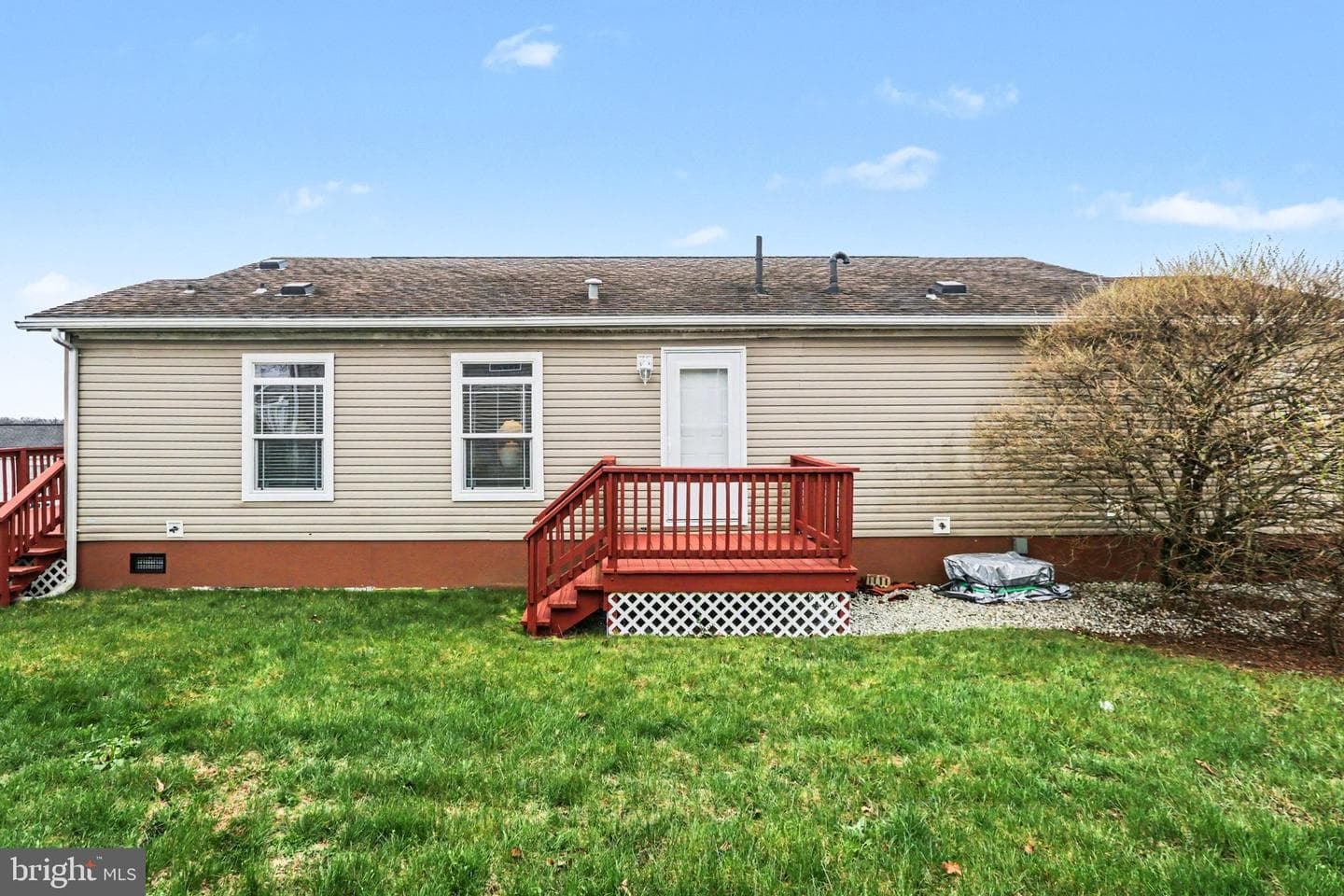 121 Oriole Drive photo 30