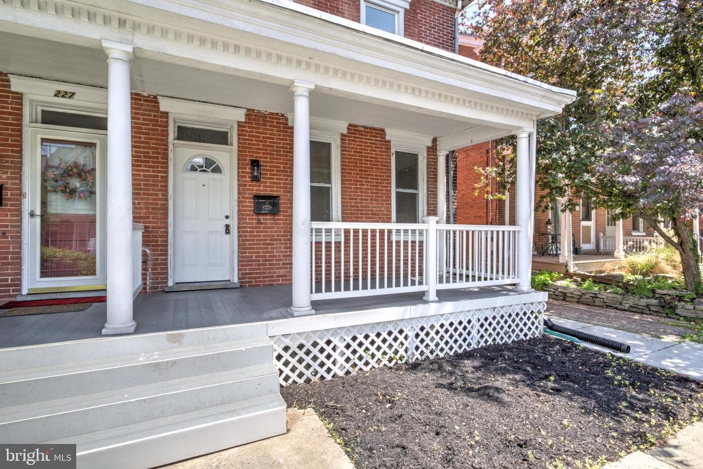 225 N College Street photo 28