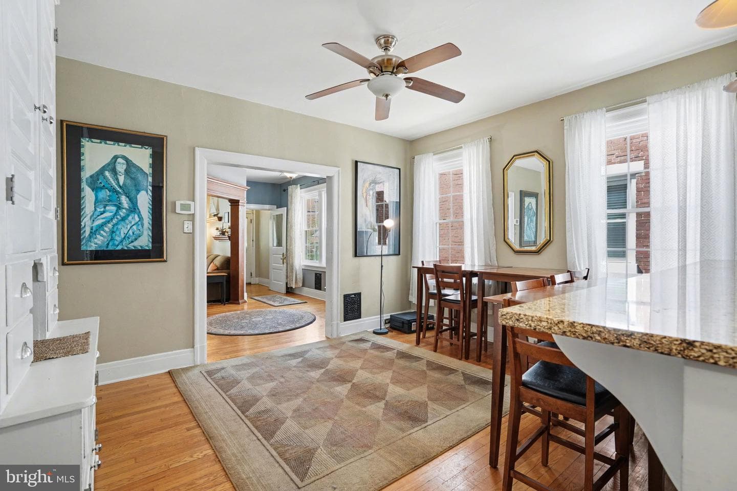 429 W South Street photo 10