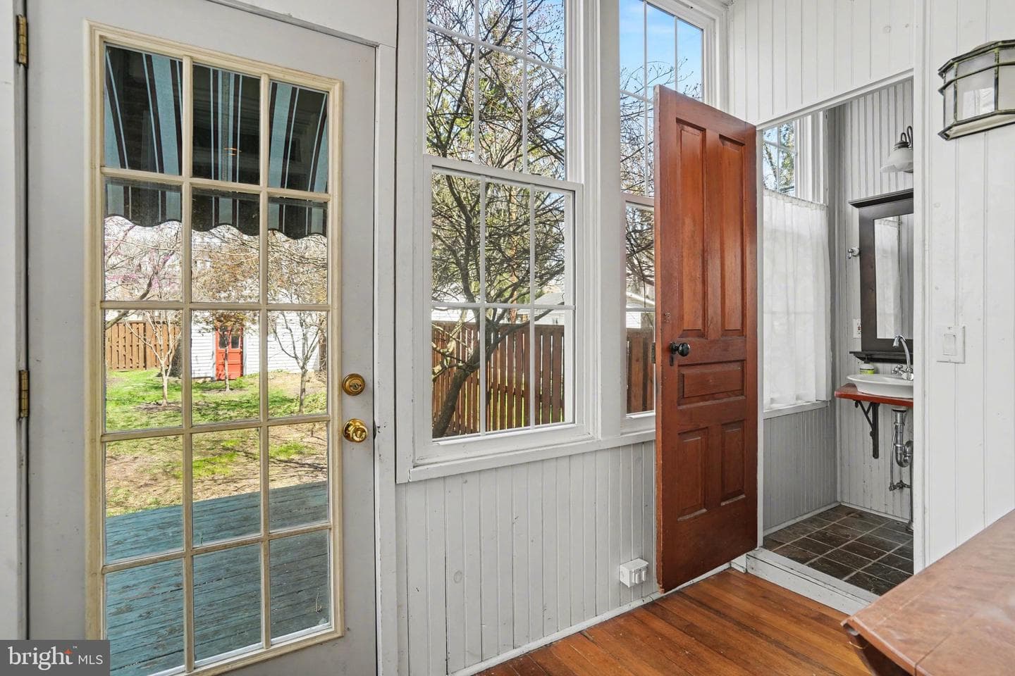429 W South Street photo 19