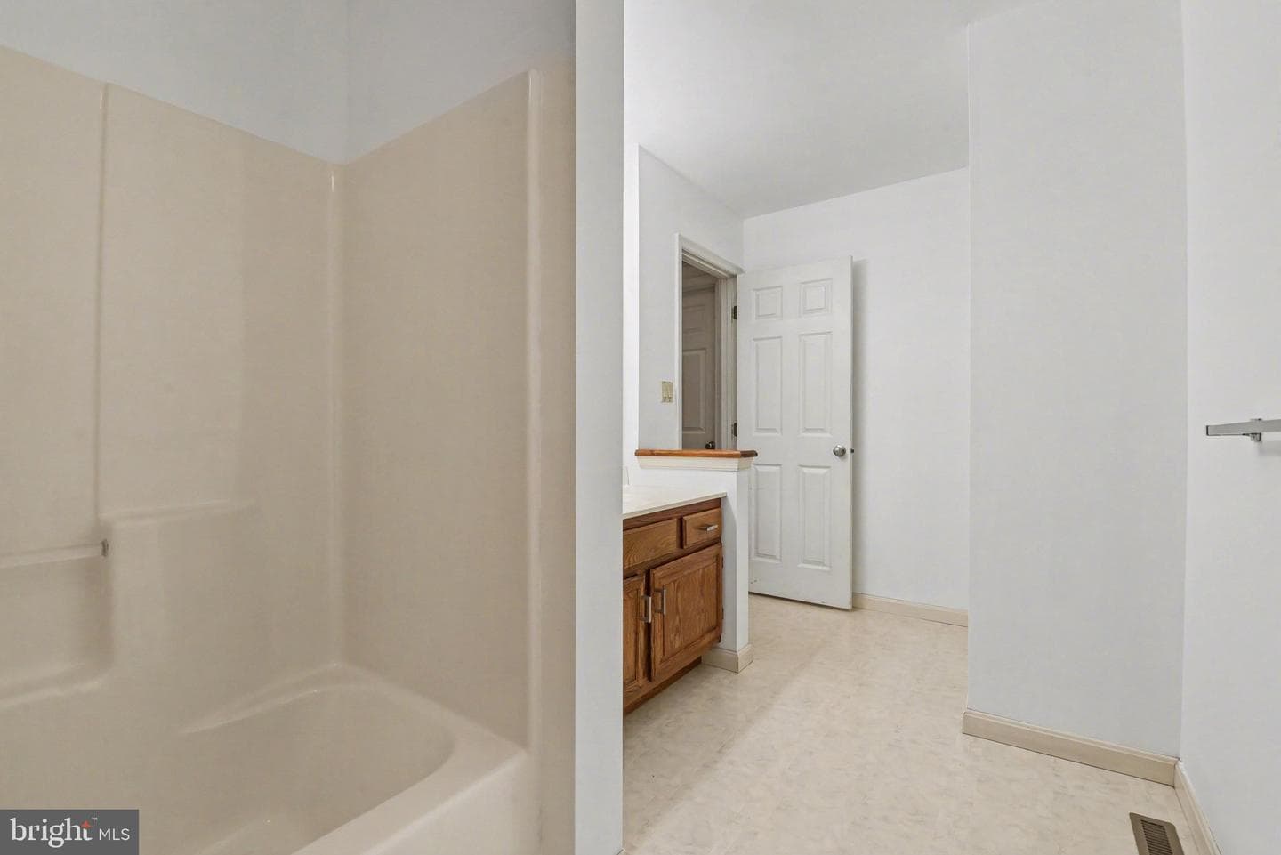 59 Westwood Court photo 22