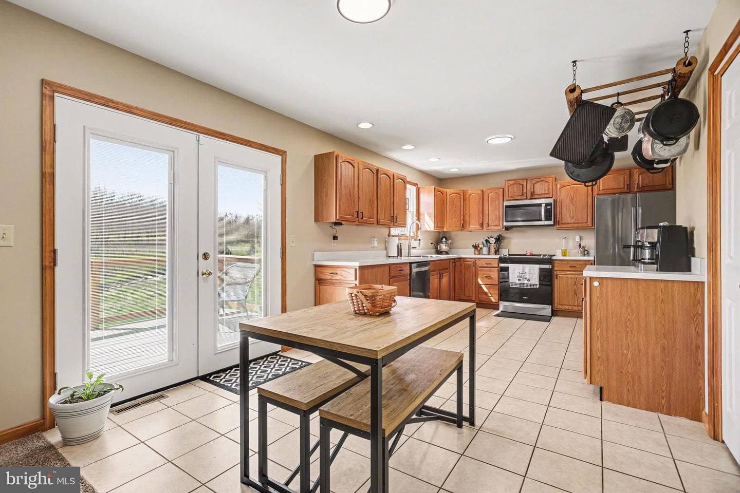 2832 Ritner Highway photo 4