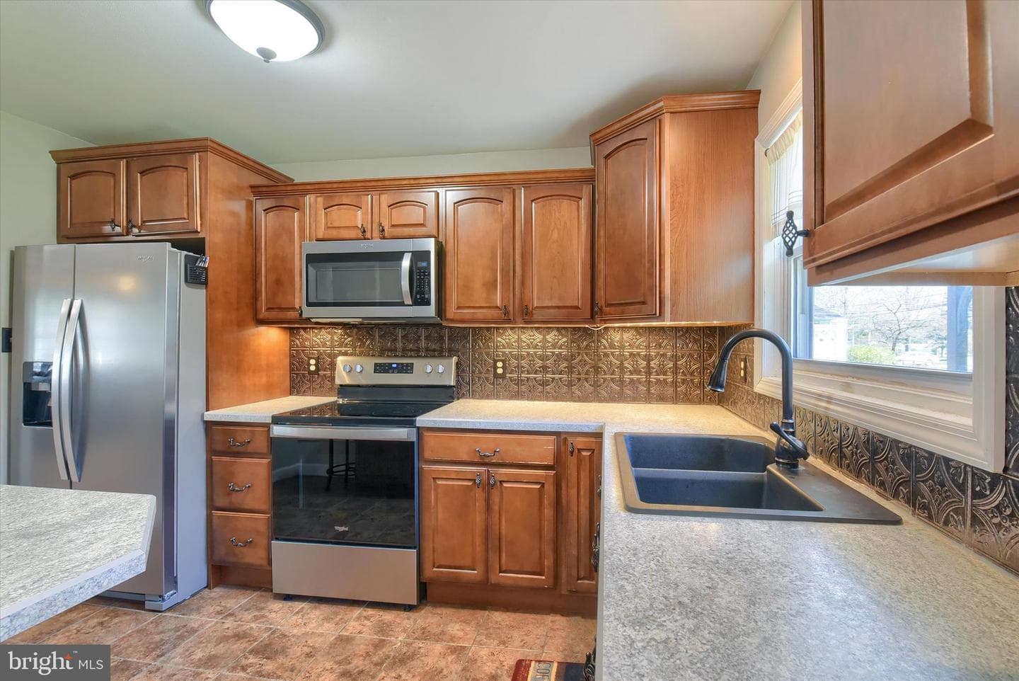 5202 Royal Drive photo 10