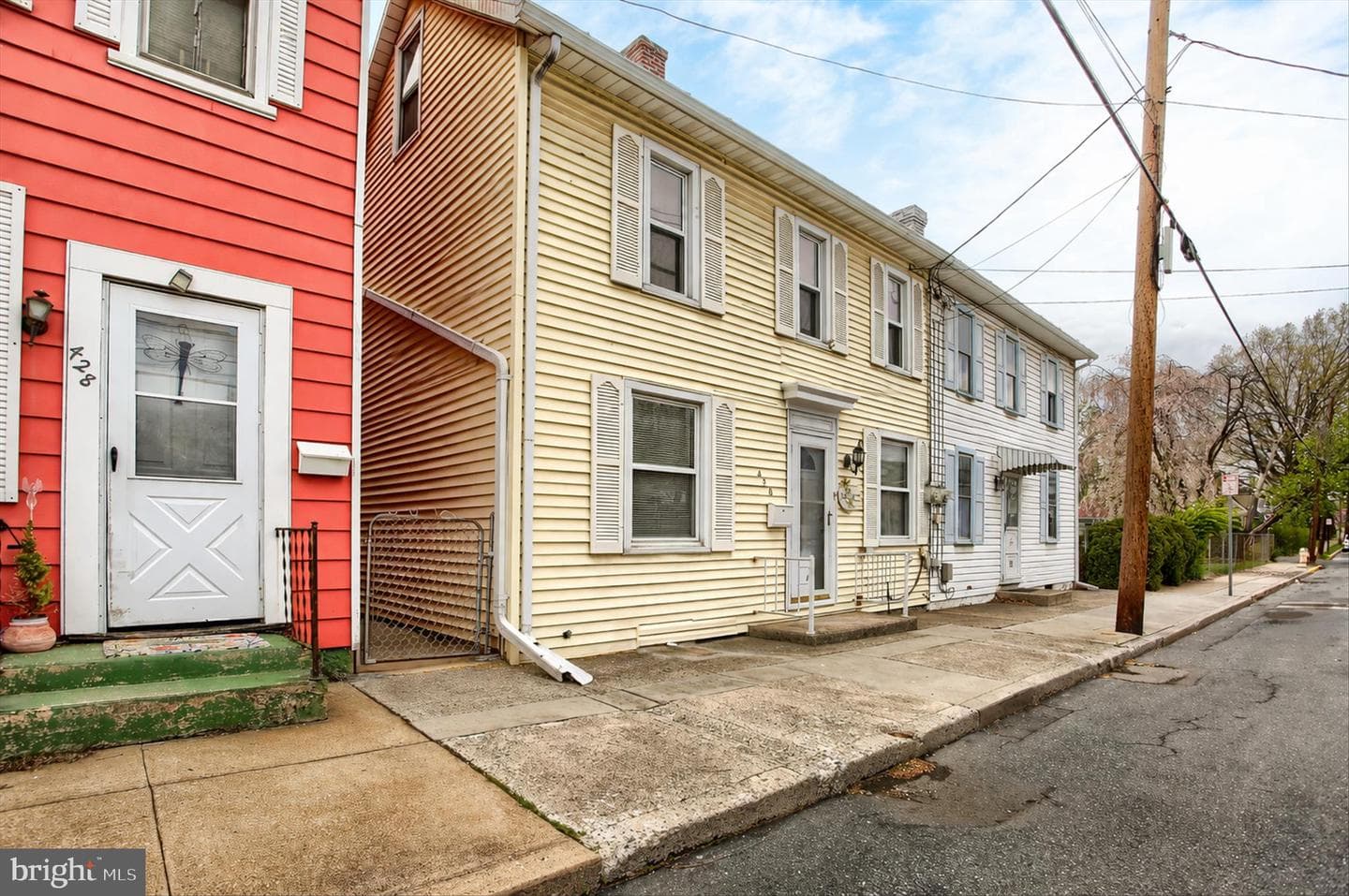 430 N East Street photo 2