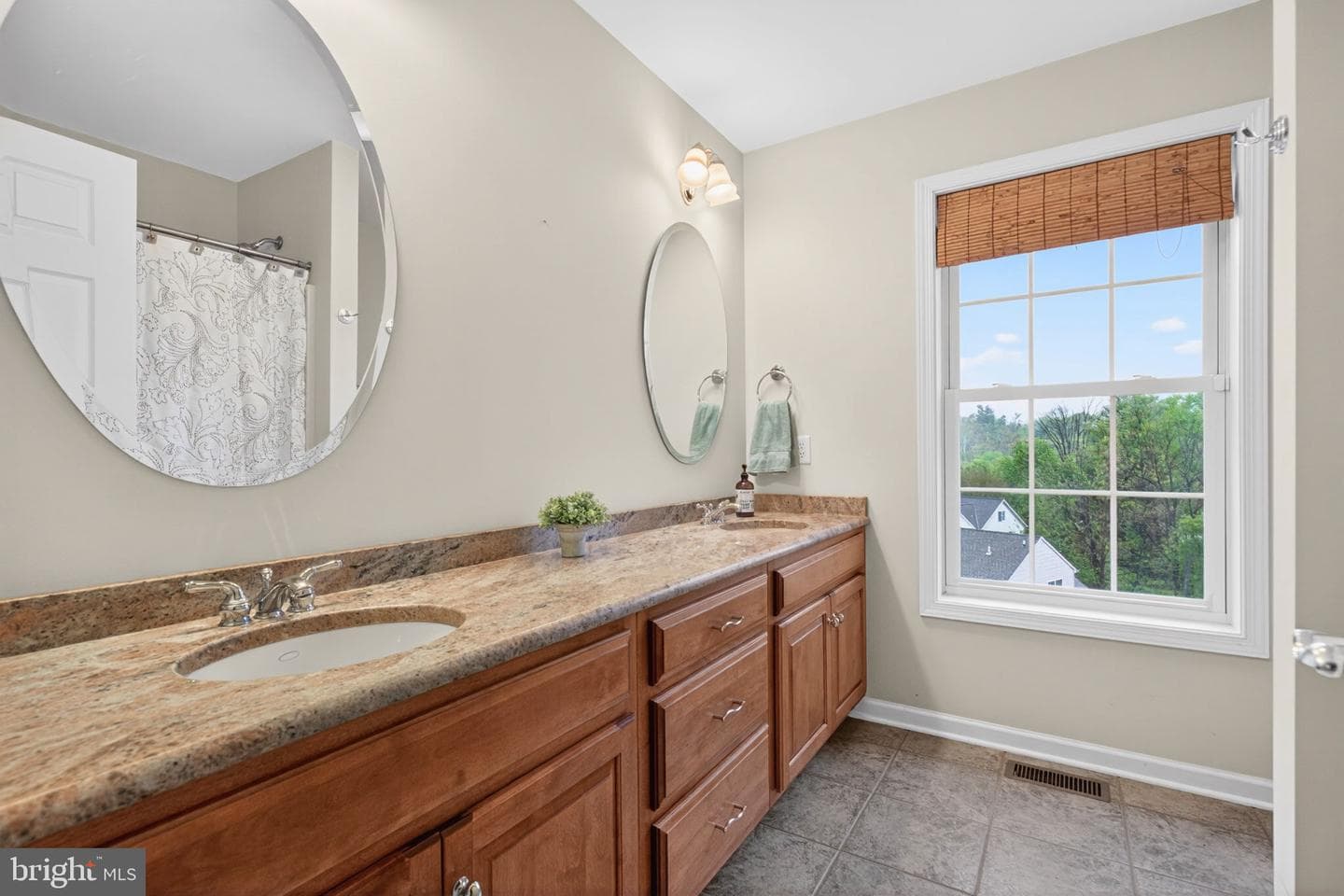 5140 Jennifer Circle photo 23