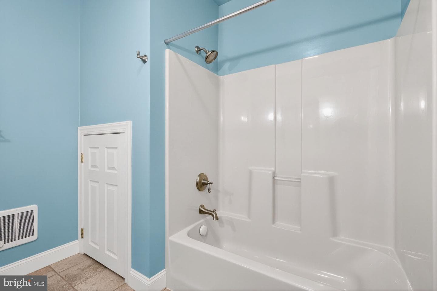 5140 Jennifer Circle photo 32