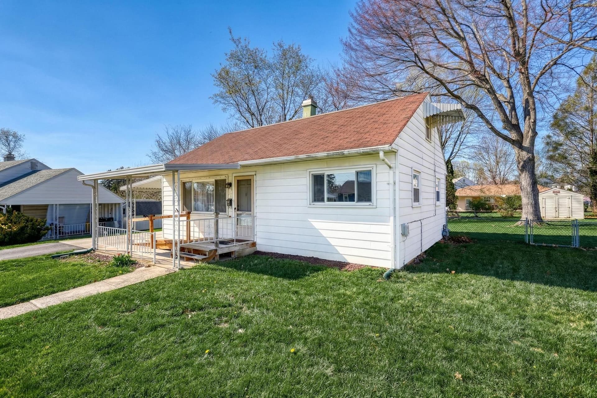 210 Cumberland Drive photo 11