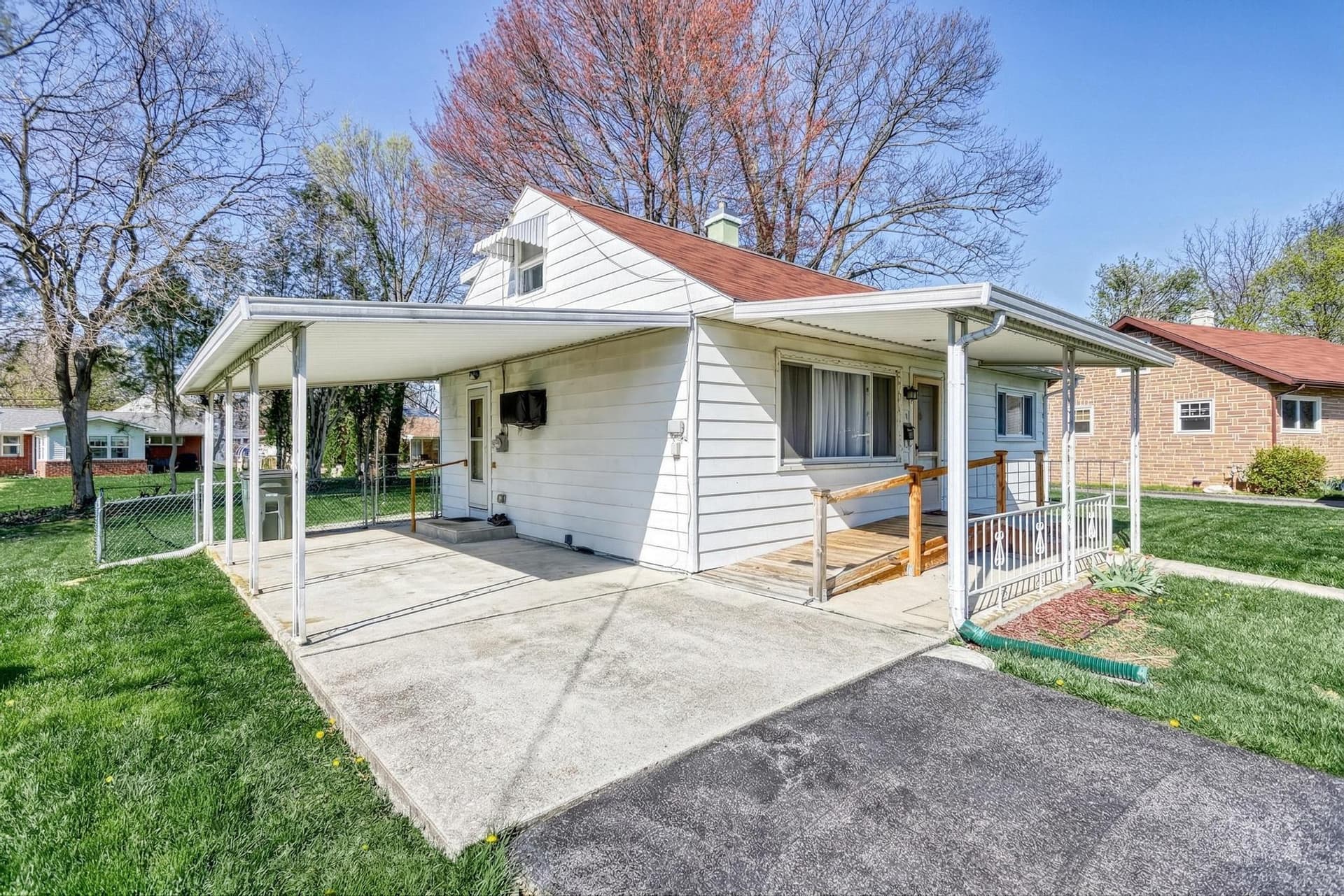 210 Cumberland Drive photo 12