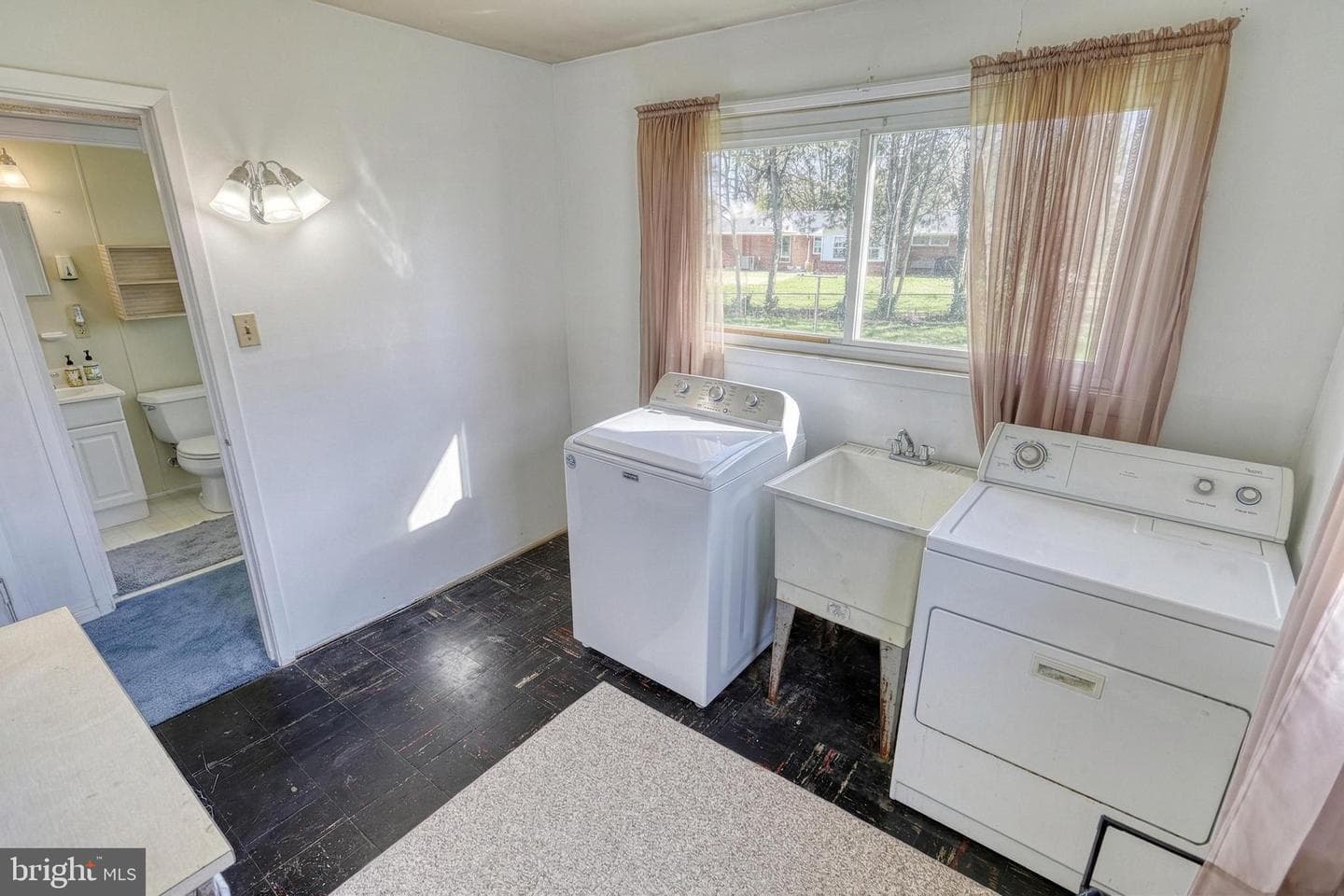 210 Cumberland Drive photo 33