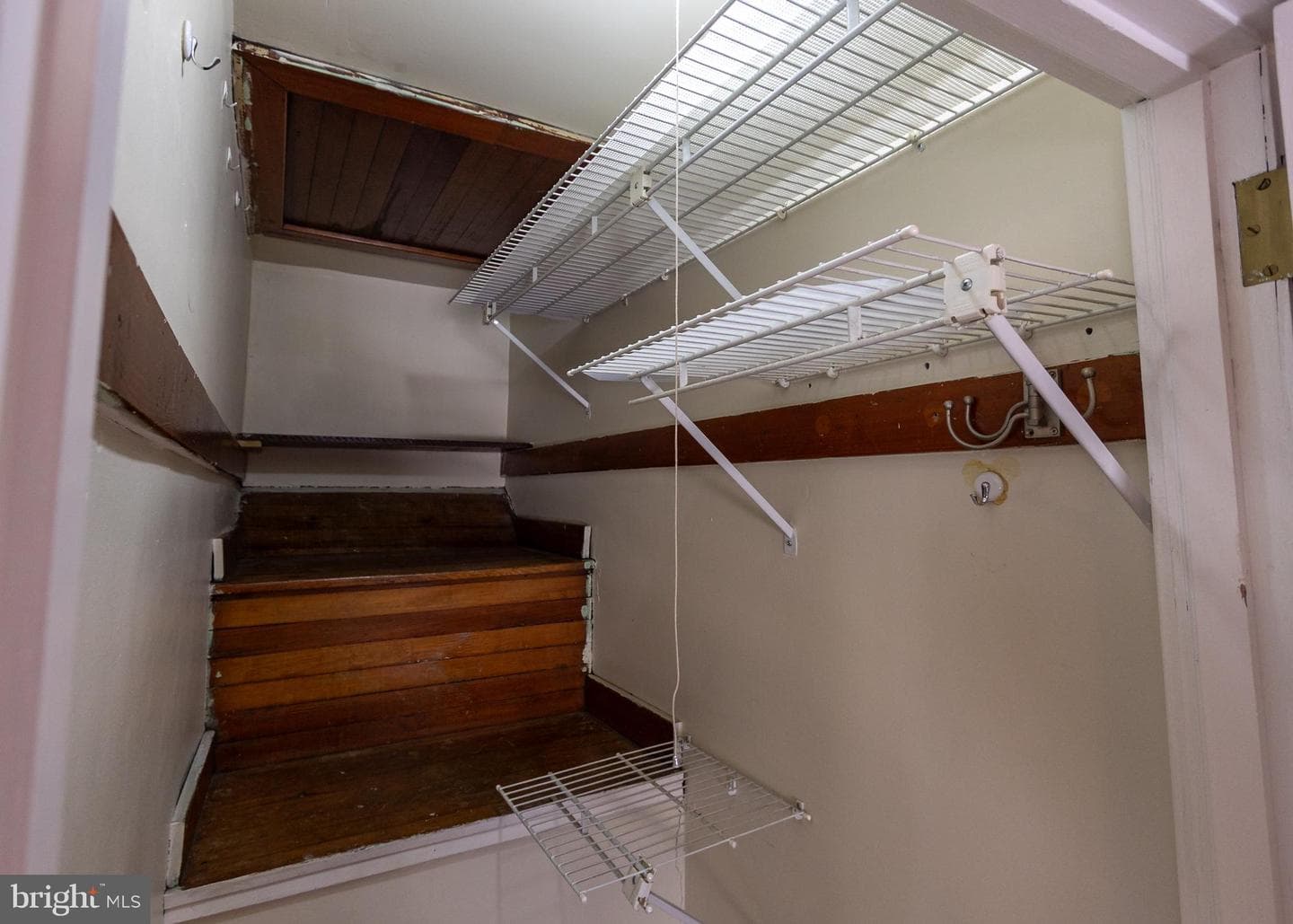 202 Walnut Street photo 24