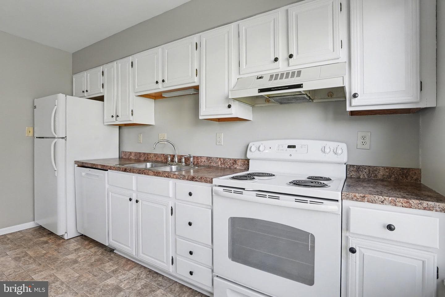 18 Dartmouth Court photo 7